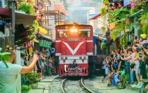 PAKET TOUR KE KOTA HA NOI - HA LONG 4 HARI 3 MALAM - Gambar 5