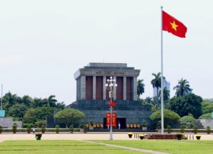 PAKET TOUR MUSLIM  4 HARI 3 MALAM HANOI – HALONGBAY - Gambar 3