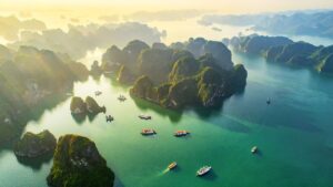 PAKET TOUR 8 HARI VIETNAM - Gambar 5
