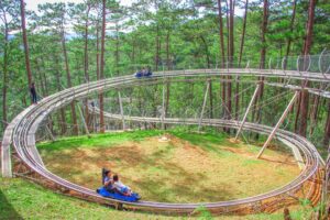 PAKET TOUR KE HOCHIMINH - MUI NE - DA LAT 5 HARI 4 MALAM - Gambar 2
