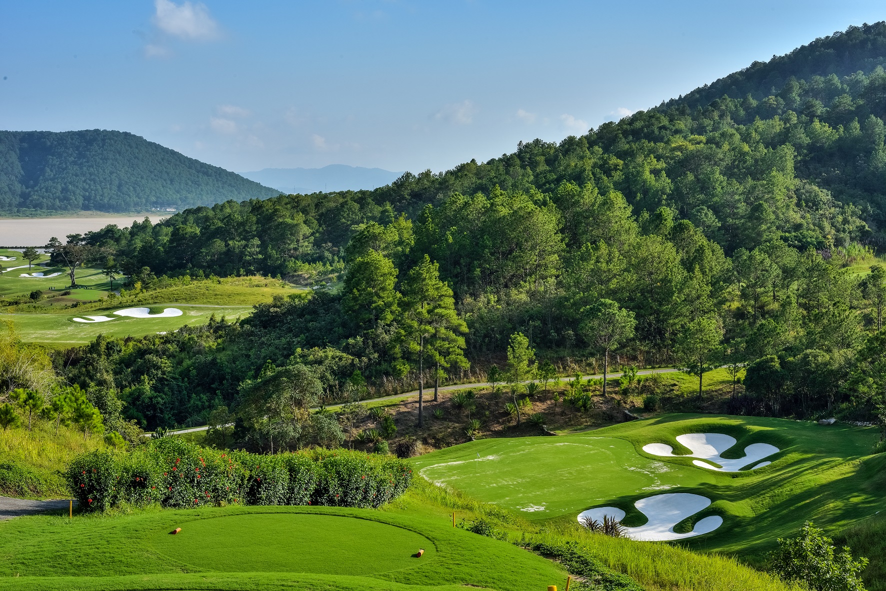 PACKAGE GOLF TOUR HOCHIMINH – DALAT – GOLF CLUB