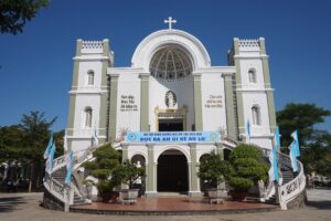 PAKET TOUR 5 HARI ZIAREK KE VIETNAM TENGAH - Gambar 3